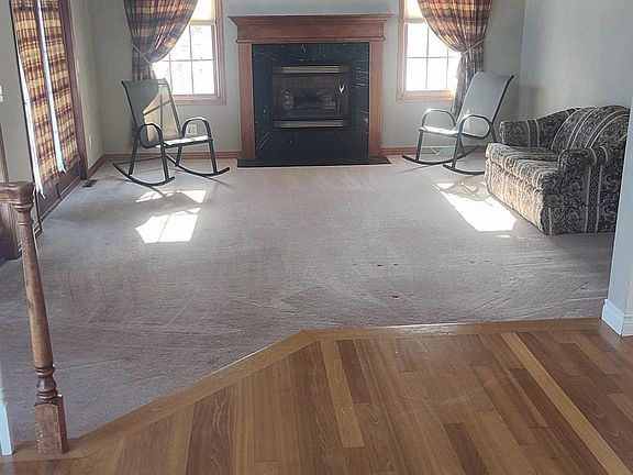 5th image of 621 105th St