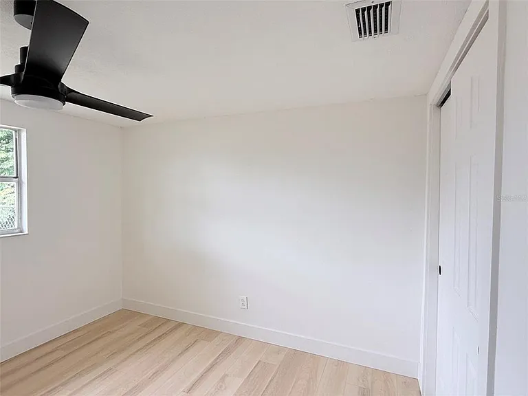 8512 Longboat Ln — Photo 25
