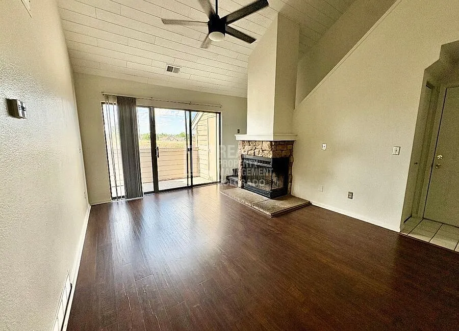 2 Bed, 2 Bath Condo with Loft, Mountain Views & Vaulted Ceilings 3600 S Pierce St #3-204, Lakewoo... — Photo 3