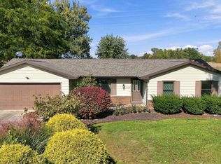3136 Easterday Rd, Fort Wayne, IN 46818