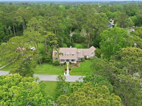 587 Melmont St, Conroe, TX 77302