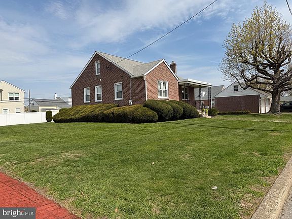 2nd image of 9234 Glenloch St