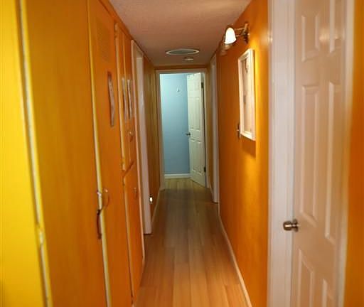 5th image of 1834 Charlemont Ave