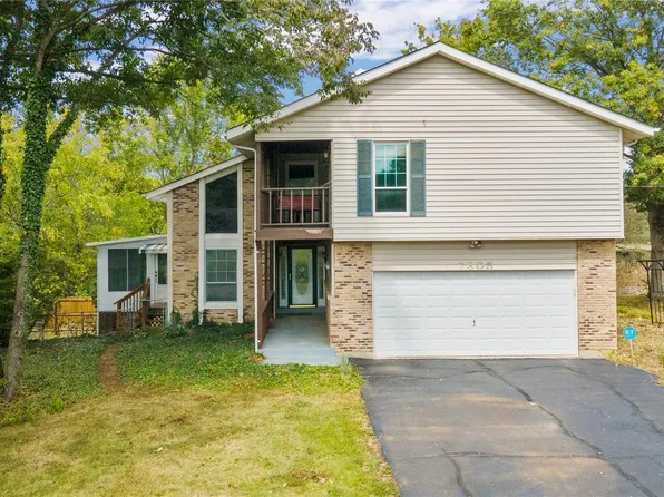 7305 Hillandale Dr, Cedar Hill, MO 63016