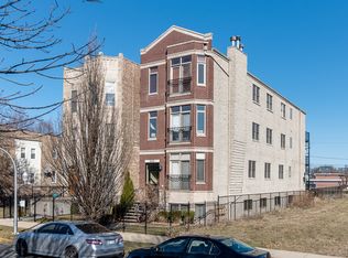 4529 S Saint Lawrence Ave APT 3, Chicago, IL 60653