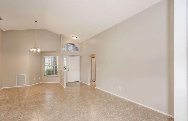 1st image of 10015 Peking Pl