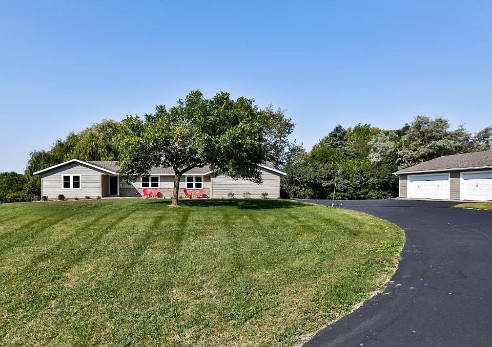 4365 Capricorn Overhead Map.pdf