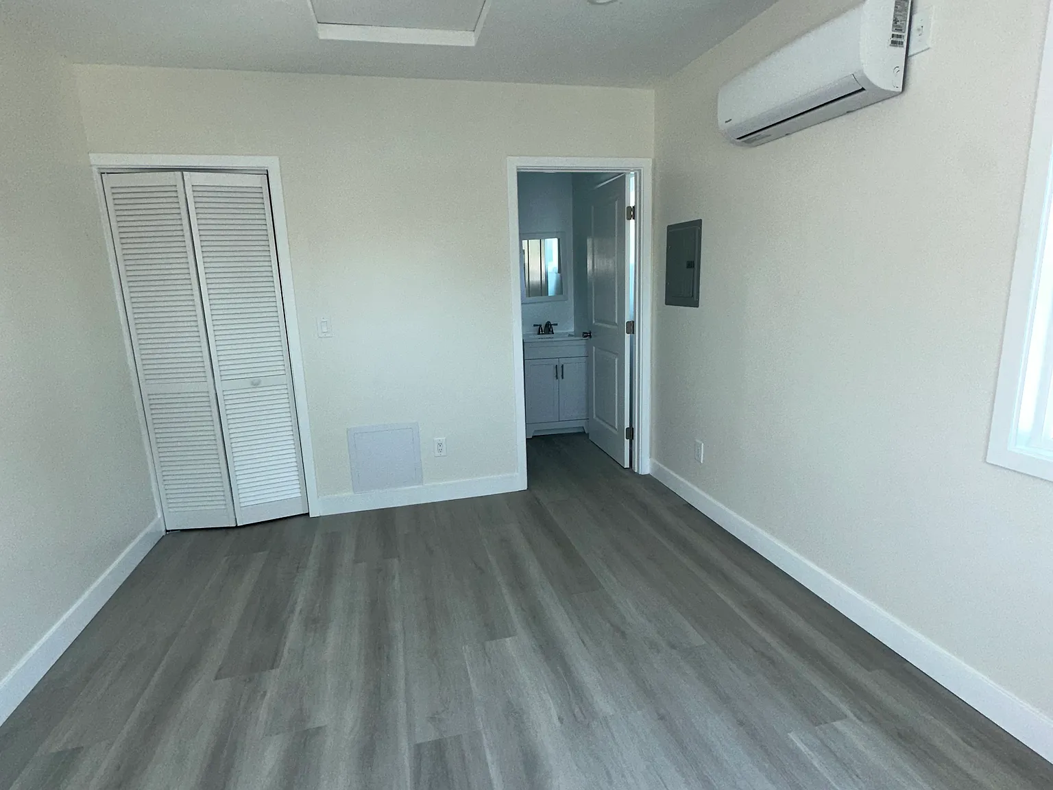8153 San Juan Ave — Photo 3