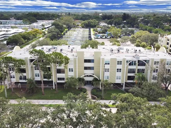 4681 1st St NE Unit 209, Saint Petersburg, FL 33703