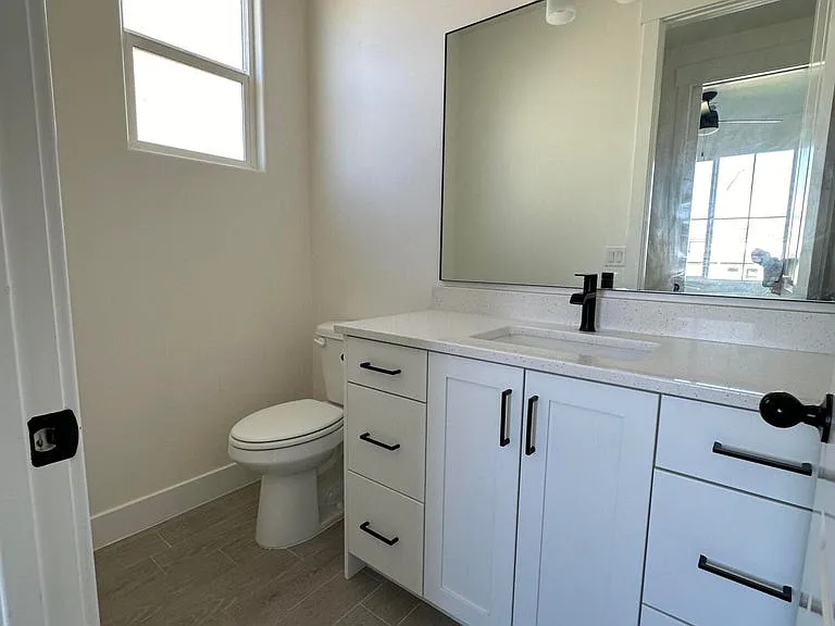 366 N 40 E — Photo 10