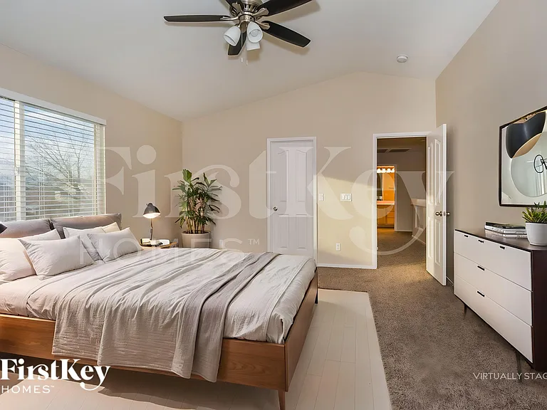 10211 Eden Falls Ln — Photo 10