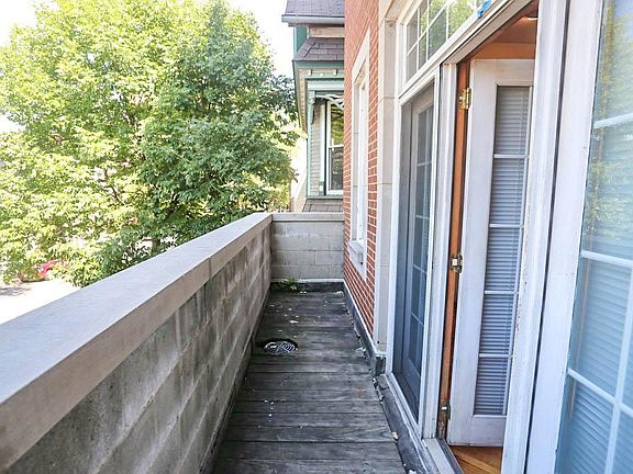 5th image of 2537 N Southport Ave #2GH