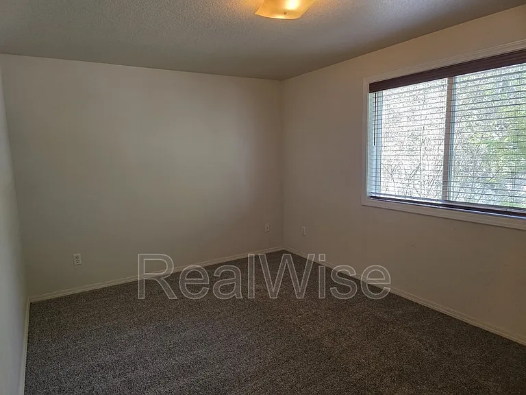 3109 NE 118th Ave — Photo 21