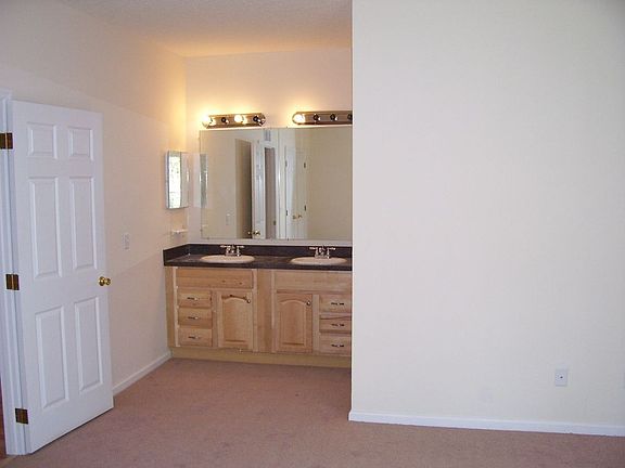 3rd image of 5858 Thurgood Cir S