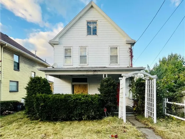 45 Aliquippa Ave, Monessen, PA 15062