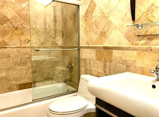 Rented by FS Marino Realty Inc | media 27