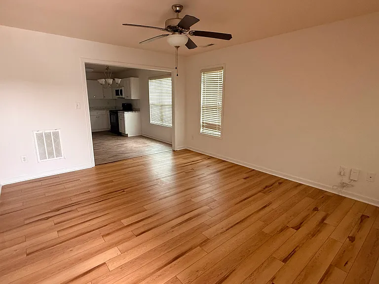 841 Skinner Dr — Photo 3