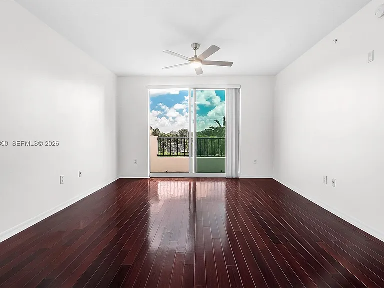 2421 NE 65th St #408 — Photo 26