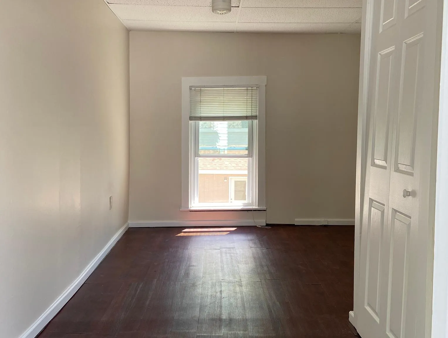 1 bed, 550 sqft, $1,300 — Photo 4