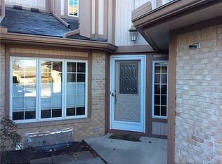 6053 Suffolk Ln #6053, Maumee, OH 43537