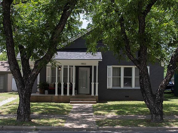 3rd image of 1903 1st St