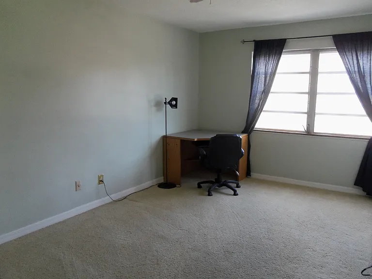 1700 SW 16th Ct #H21 — Photo 8