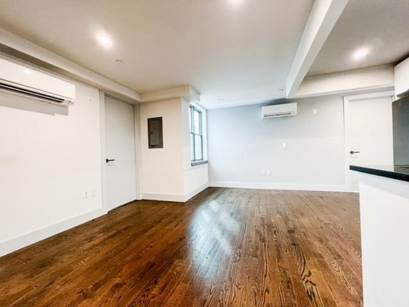 5th image of 298 Ellery St #3B