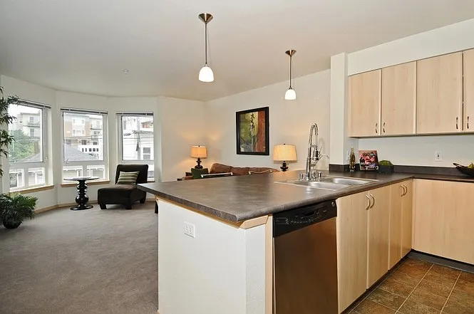 812 5th Ave N #206 — Photo 12