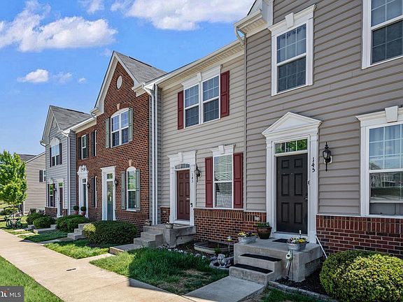 5th image of 143 Streamview Dr