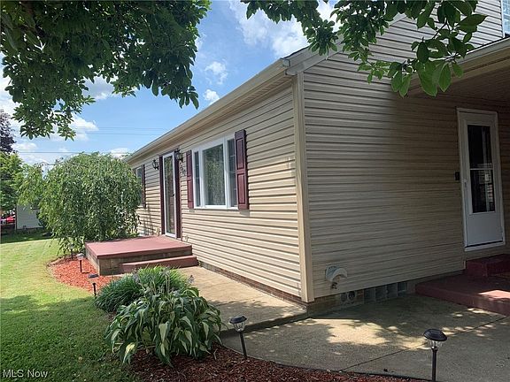 4th image of 307 E Tuscarawas Ave