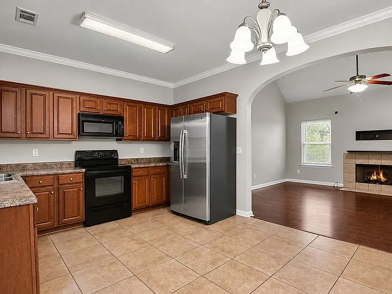 2742 Oxmoor Way — Photo 7