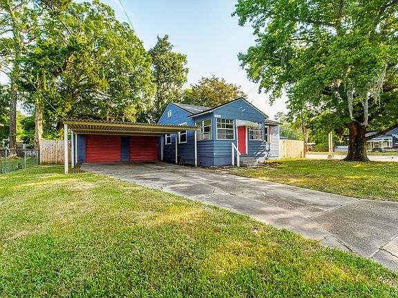 2nd image of 3546 Hibiscus St