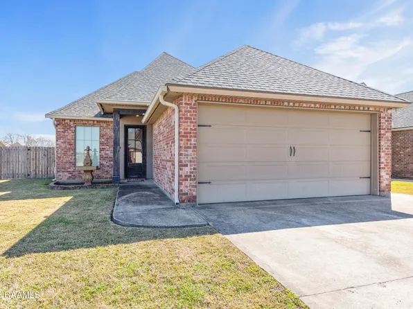 114 Cedar Mound Ln, Youngsville, LA 70592