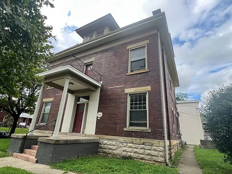 348 E 14th Ave — Photo 1