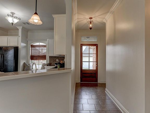 5th image of 704 Copper Meadows Blvd