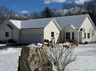 104 Underwood Rd #12, Putnam, CT 06260