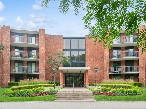 1605 E Central Rd Unit 411B, Arlington Heights, IL 60005