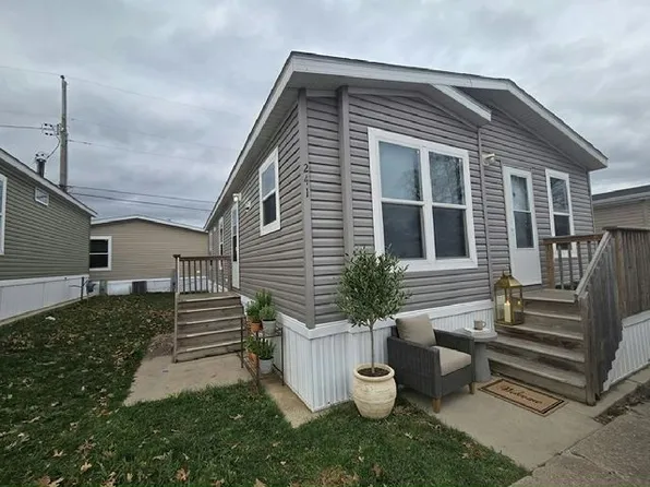 241 Bunting Ln #241, Madison, WI 53704