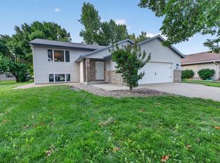 108 Celestine Cir, Mankato, MN 56001