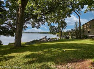4358 Skusa Dr, Brighton, MI