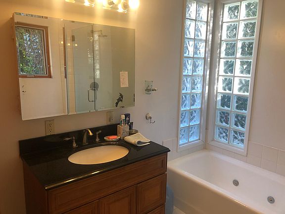 4th image of 5140A Alhama Dr