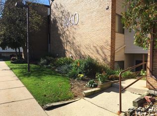 1460 E Pond Dr APT 11, Okemos, MI 48864