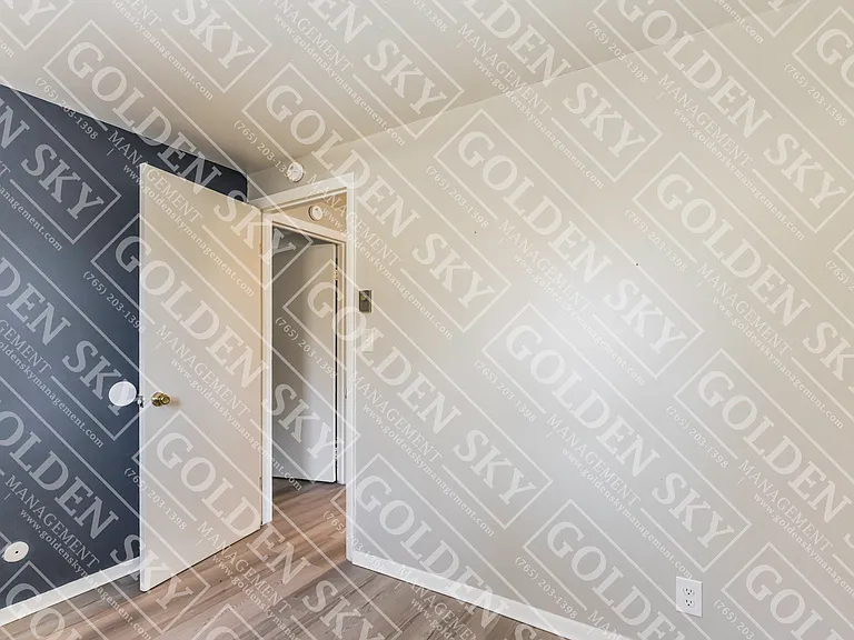 709 S Hutchinson Ave — Photo 7