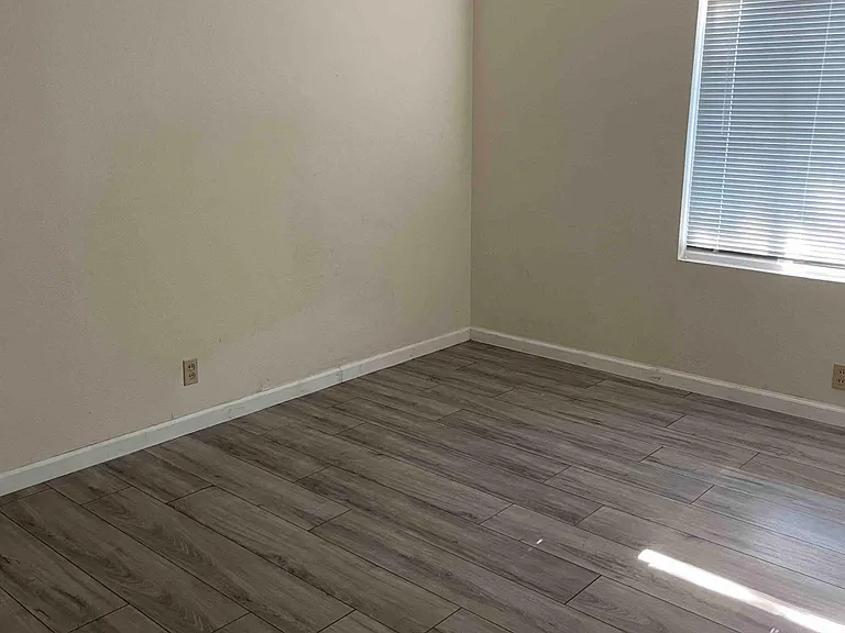 129 Pioneer Ave — Photo 10