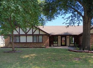 9113 E 66th St, Tulsa, OK 74133