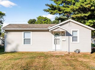1207 Kinsella Ave, Swansea, IL 62226