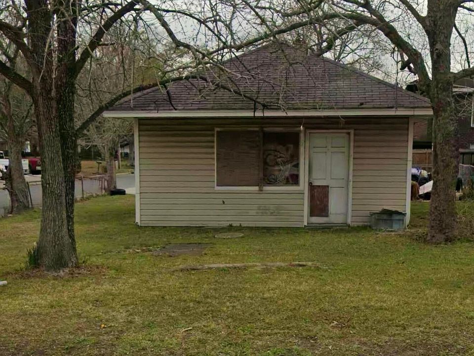 1st image of 3212 Old Mobile Hwy