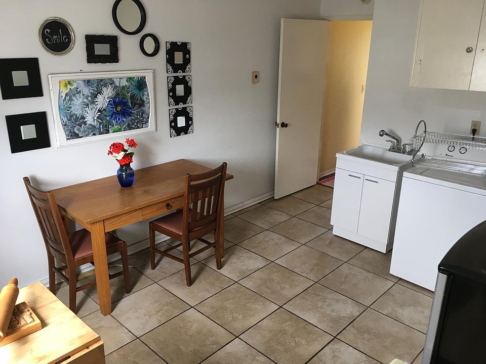 1st image of 214 E Fiesta Grn #Studio