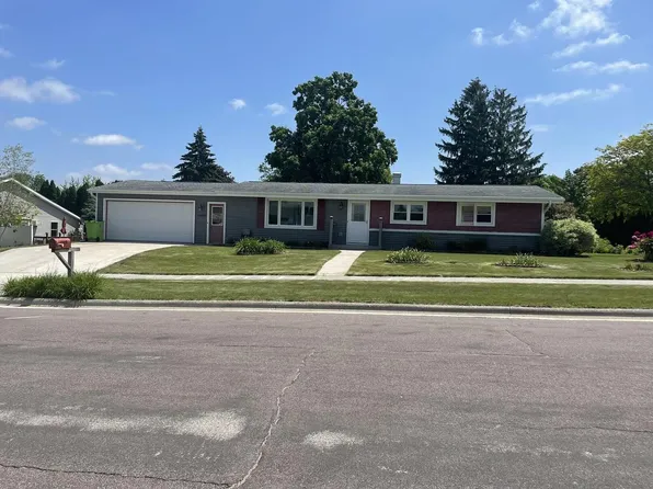 1508 Hoover STREET, New Holstein, WI 53061