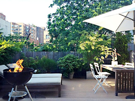 4th image of 339 W 20th St APT 4